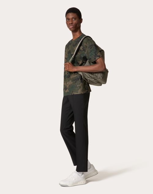 Valentino - Cotton T-shirt With Toile Iconographe Camouflage Print - Toile Camou Army - Man - T-shirts And Sweatshirts