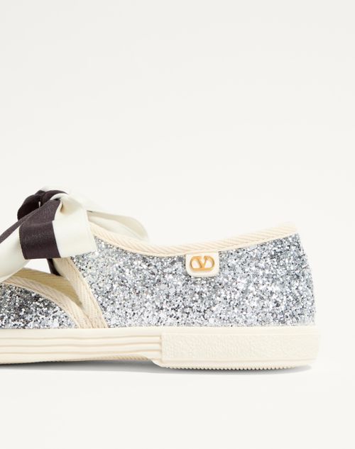 Valentino Garavani - ZAPATILLAS BALLERINAS BAY BY BAY EN TELA CON PURPURINA - Plata - Mujer - Sneakers