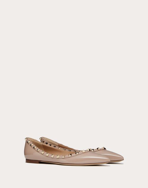 Patent Rockstud Ballet Flat for Woman in Black/poudre | Valentino SG