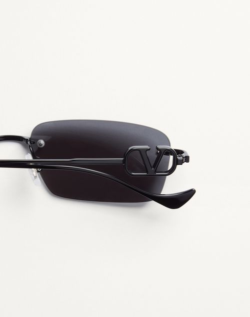 Valentino - Rectangular Metal Sunglasses - Black/grey - Unisex - Eyewear