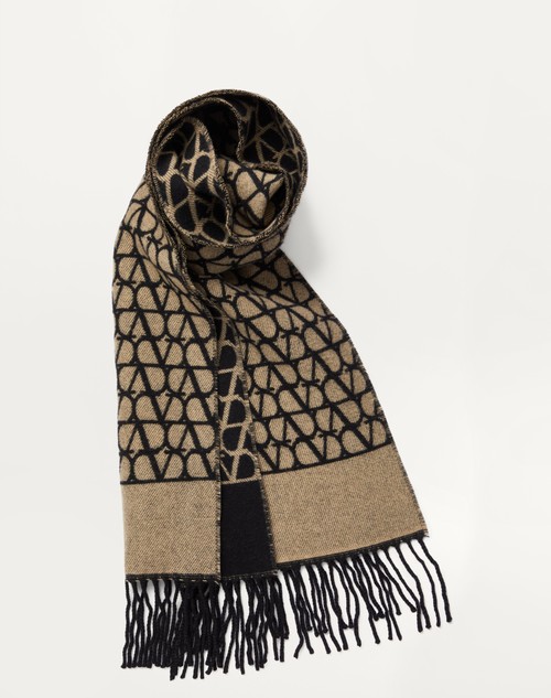 Valentino Logo patch virgin wool scarf - Black