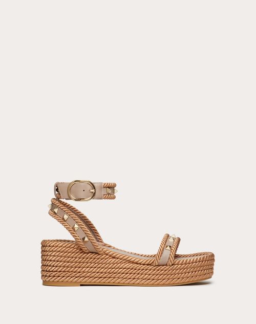 Rockstud Sandal In Calfskin 45mm Woman in Poudre | KW