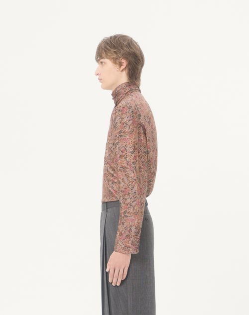 Valentino - Camicia Valentino In Viscosa E Seta Con Scollo A Foulard Drappeggiato E Stampa Urbs All Over - Terracotta/multicolor - Uomo - Camicie