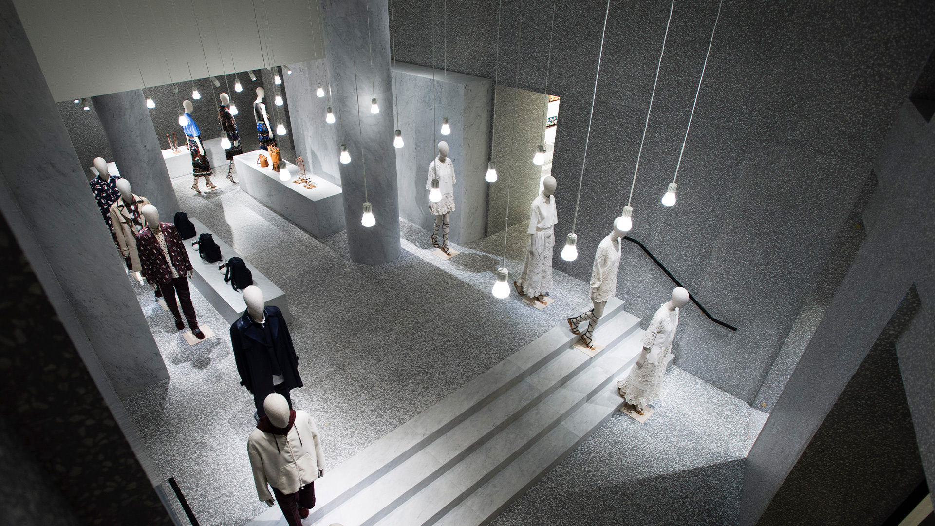 Valentino Online Boutique: the Maison Valentino official site