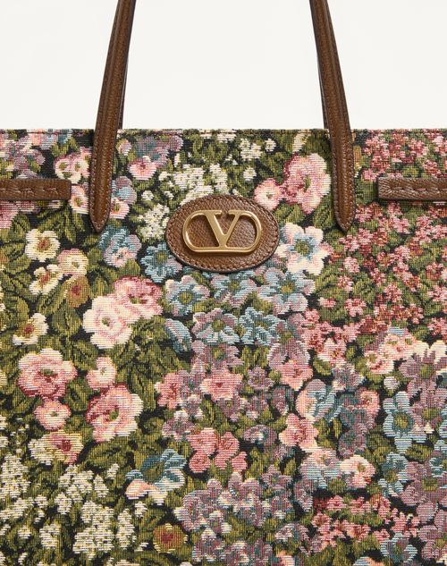 Valentino Garavani - Valentino Garavani Antibes Medium Shopping Bag In Apres L'hiver Jacquard Fabric - Multicolour/tobacco - Woman - Totes
