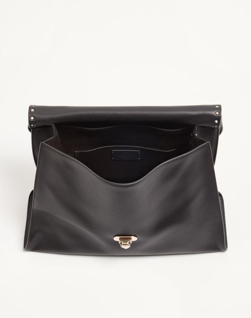 Valentino Garavani - Bolso De Hombro Grande Valentino Garavani Rockstud Maxxing De Cuero De Becerro Liso - Negro - Mujer - Bolsos Shopping