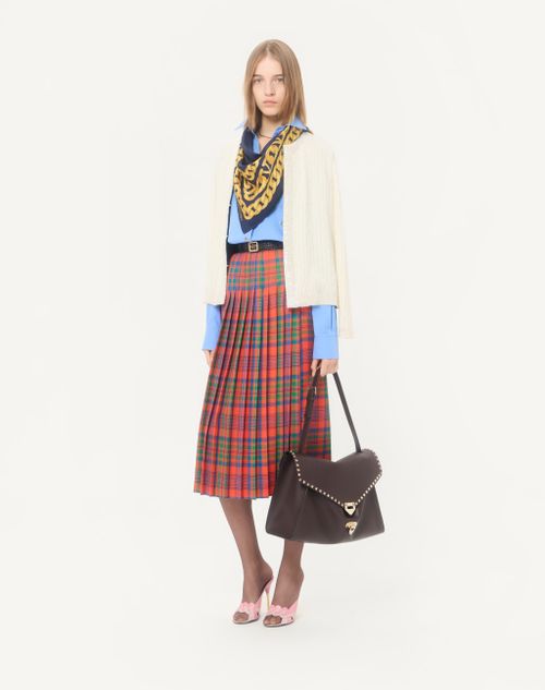 Valentino Garavani - Valentino Garavani Rockstud Maxxing Large Shoulder Bag In Smooth Calfskin - Testa Di Moro - Woman - Totes