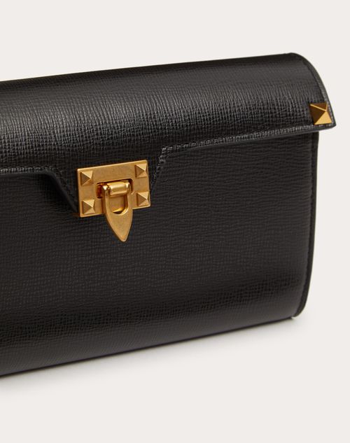 Valentino Garavani - Rockstud Wallet In Grainy Calfskin - Black - Woman - Woman Bags & Accessories Sale