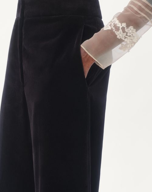  - Black/ivory