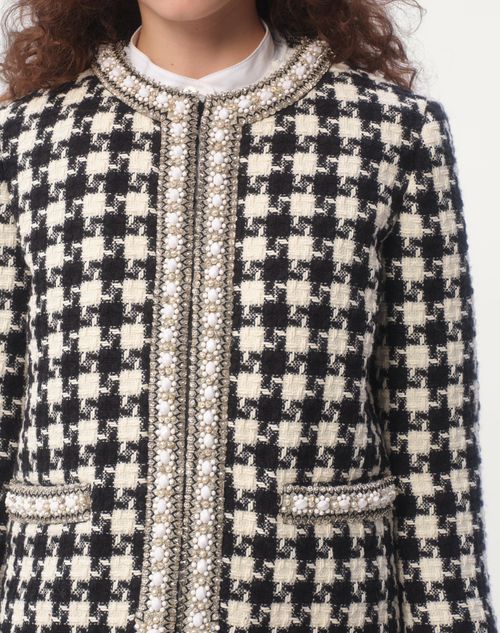  - Ivory/black