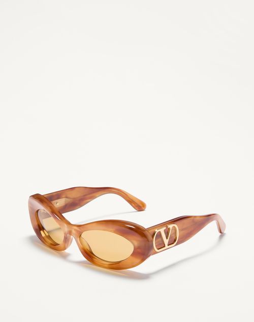  - Beige/amber