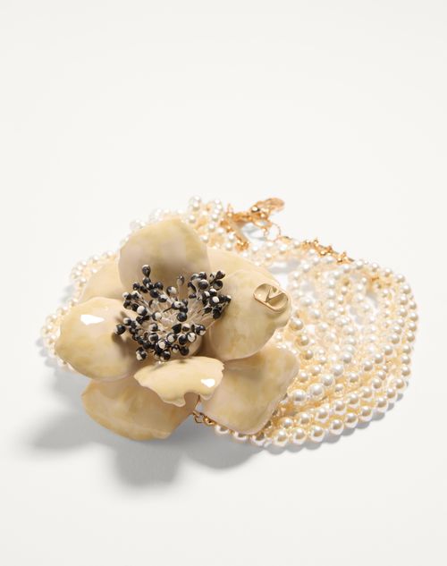  - Gold/cream