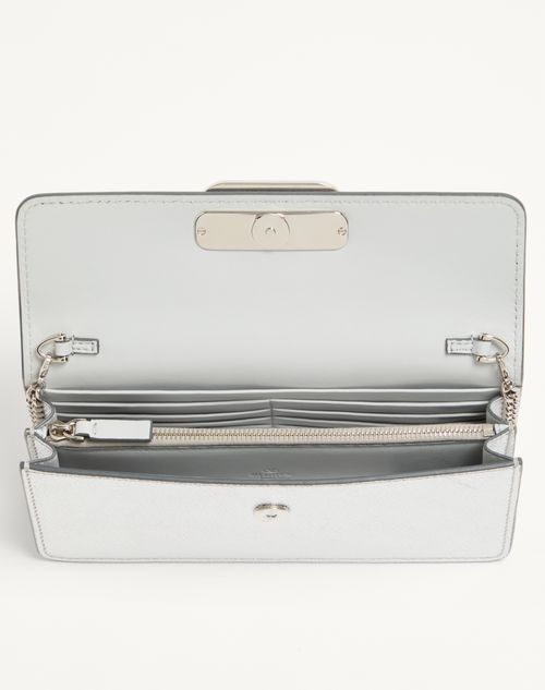 Valentino Garavani - Vlogo Signature Metallic Grainy Calfskin Wallet With Chain - Silver - Woman - Clutches