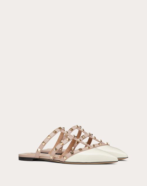 Valentino Garavani - Mules Rockstud Vernies - Ivoire/poudre - Femme - Ballerines