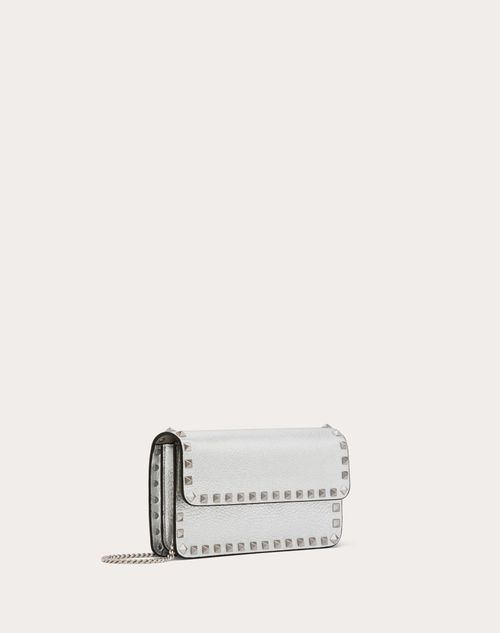 Valentino Garavani - Portefeuille À Chaîne Rockstud En Cuir De Veau Grainé Métallisé - Argent - Femme - Petits Cadeaux