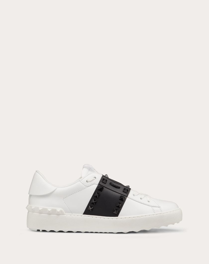 Valentino Handbags Sneaker Rockstud Untitled In Vitello Con Borchie In Tono per Donna in Bianco/ Nero | Valentino IT