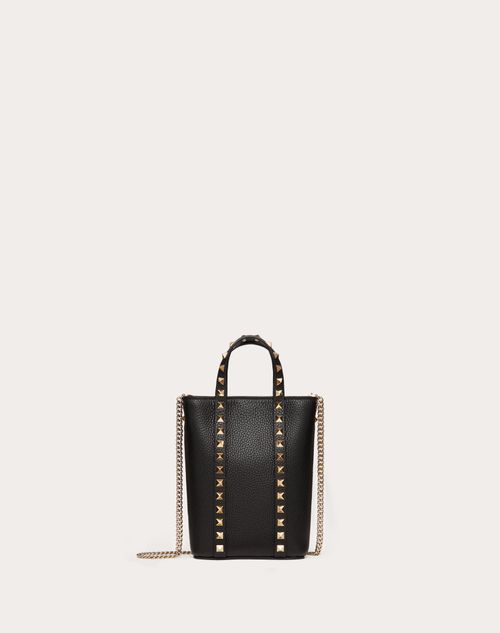 Rockstud Grainy Calfskin Chain Pouch for Woman in Black