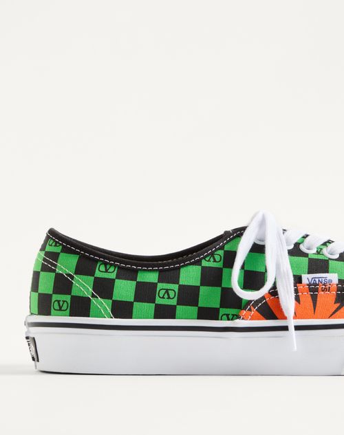 Valentino Garavani - Valentino Garavani And Vans Low-top Fabric Trainer With Vlogo Checkerboard Print And Tropical Leaves Print - Black/red/green - Man - Sneakers