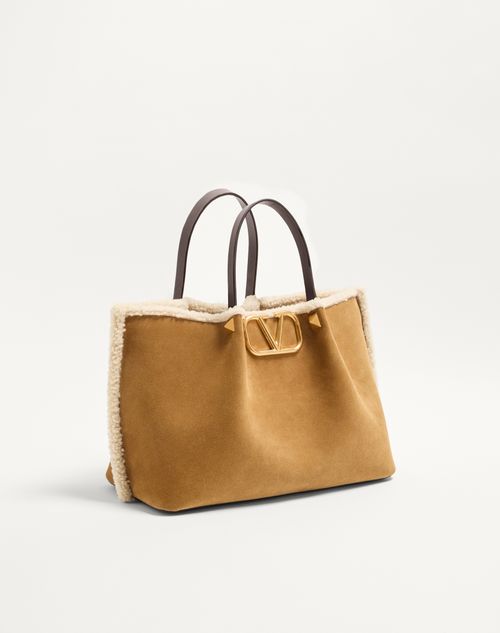 Valentino Garavani - Valentino Garavani Medium Suede Shopping Bag With Sheepskin Lining - Havana Beige - Woman - Totes