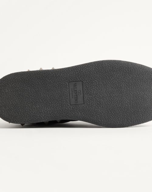 Valentino Garavani - Freedots Sneaker In Kidskin And Nappa Calfskin With Stud Detail - Black - Man - Sneakers