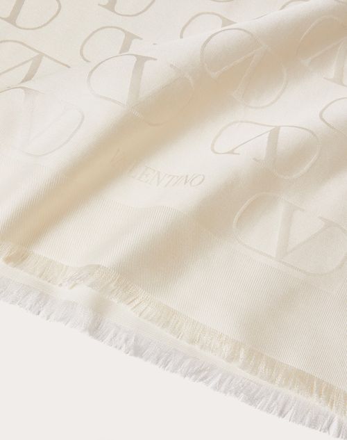 Valentino Garavani - Vlogo Signature Jacquard Shawl In Silk 140x140 Cm - Ivory - Woman - Soft Accessories