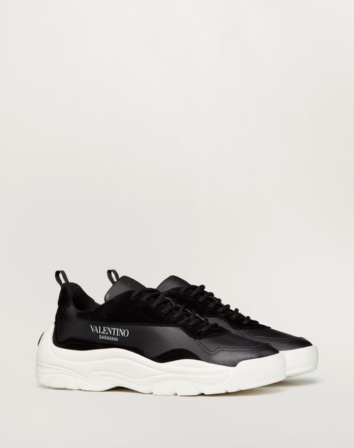 Sneakers Gumboy En Veau pour Homme en Noir Valentino FR