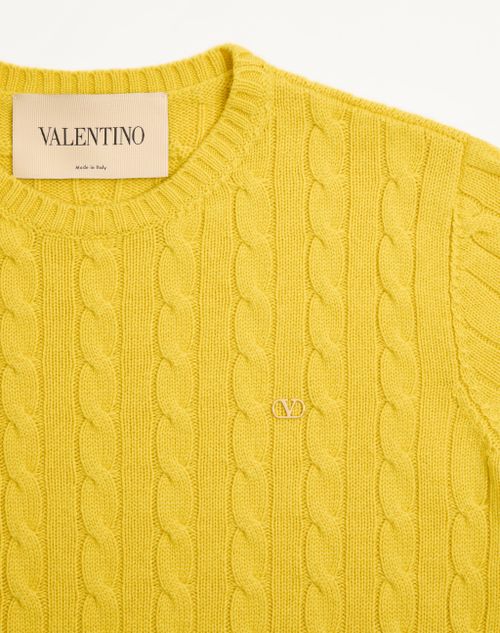 Valentino - Maglia Valentino In Cashmere A Trecce Con Vlogo - Giallo - Uomo - Maglieria