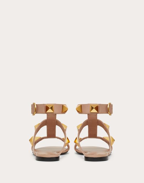 Roman Stud Flat Calfskin Sandal for Woman in Fondant | Valentino US