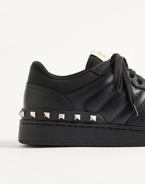 Valentino Garavani - Freedots Trainer In Kidskin And Nappa Calfskin With Stud Detail - Black - Man - Trainers