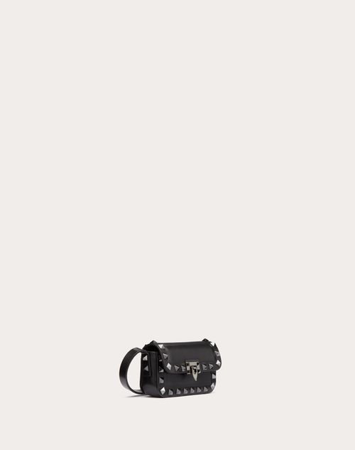 Rockstud23 Smooth Calfskin Shoulder Bag for Woman in Black