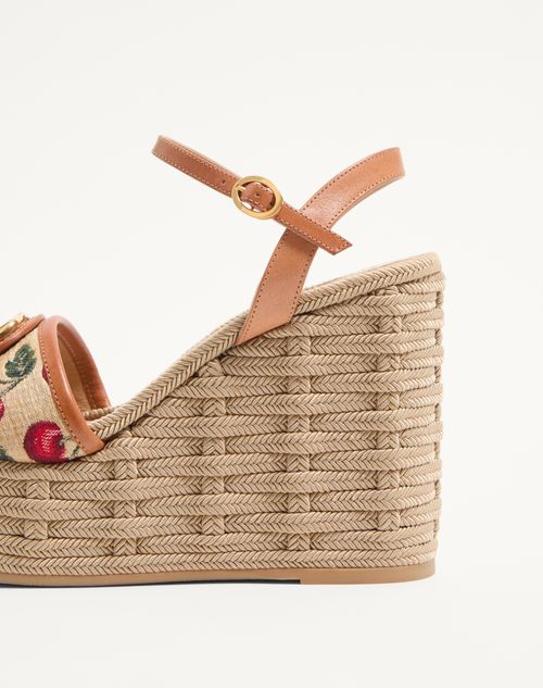 Valentino Garavani - VLOGO SIGNATURE CHERRYFIC PATTERN WEDGE SANDAL 120MM - Natural/red - Woman - Espadrilles And Wedges