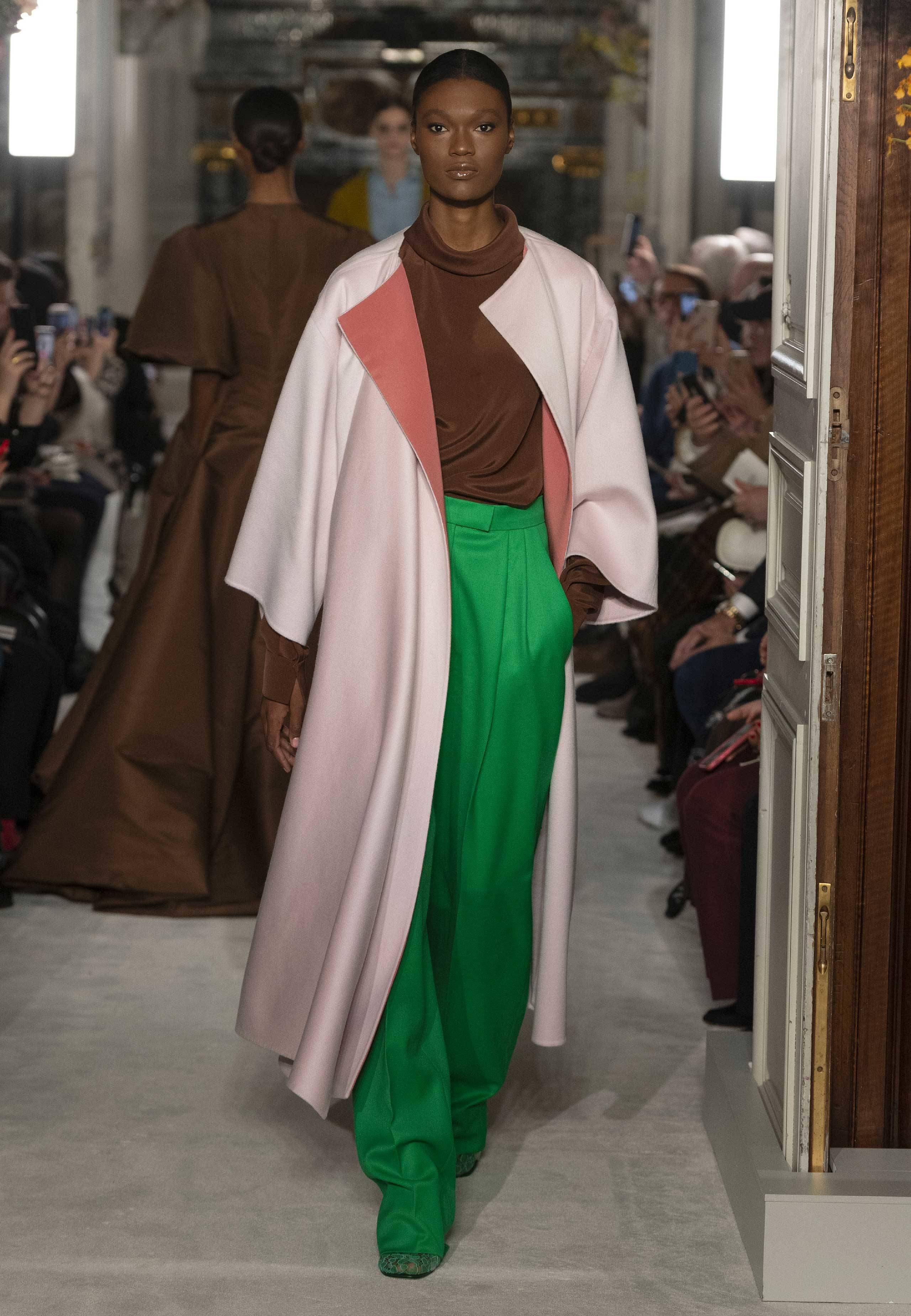 Valentino - Haute Couture Spring/Summer 2019 - Look 10