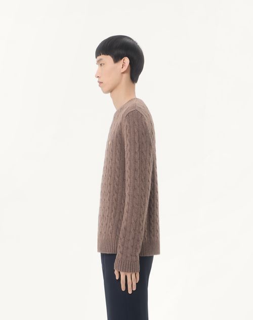 Valentino - Valentino Cashmere Cable-knit Pullover With Vlogo - Brown - Man - Knitwear