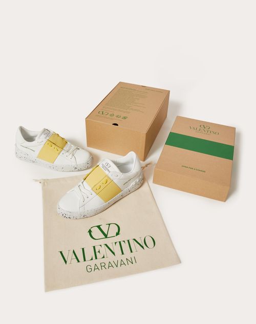Open For A Change Sneaker In Bio-based Material for Woman in White/ Black |  Valentino US