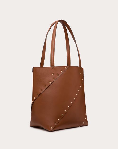 Valentino Garavani Valentino Garavani Rockstud Wispy Shopping Bag In Calfskin for Woman in Tobacco Valentino SA