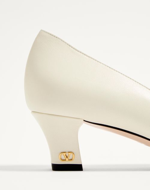 Valentino Garavani - BOWOW PUMP IN KIDSKIN WITH STUDS 45MM - Ivory - Woman - Pumps