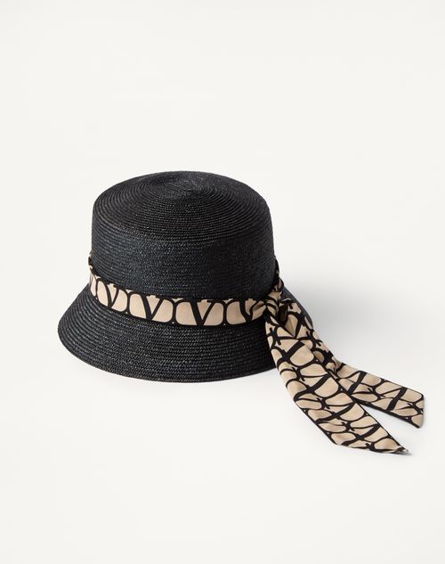  - Black/beige