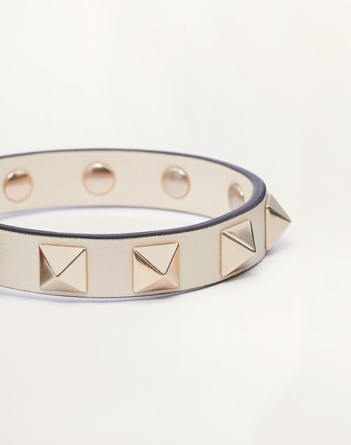 Rockstud Bracelet for Woman in Black | Valentino US Rockstud Bracelet for Woman in Black | Valentino US