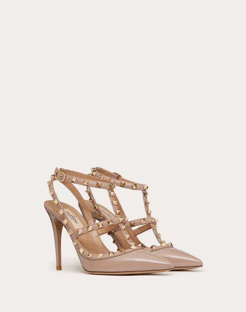 Valentino Garavani - Salones Rockstud De Charol Con Tiras Y Tacón De 100 Mm - Poudre - Mujer - Salones