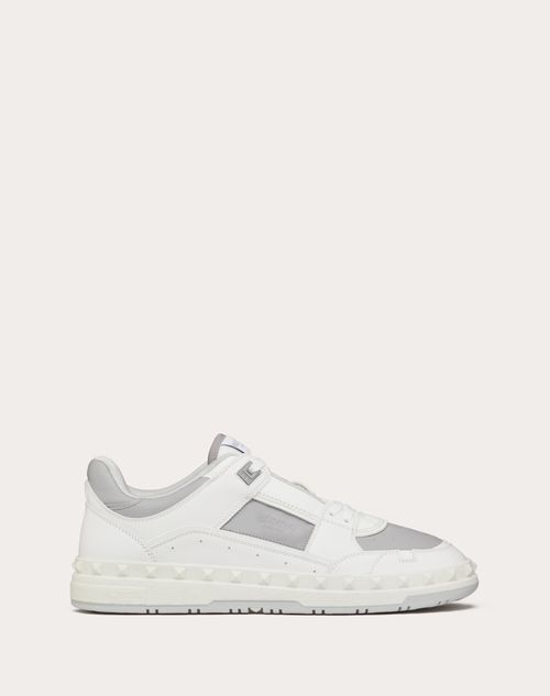 Valentino Garavani - Baskets Basses Freedots En Cuir De Veau - Blanc/pastel Grey - Homme - Baskets