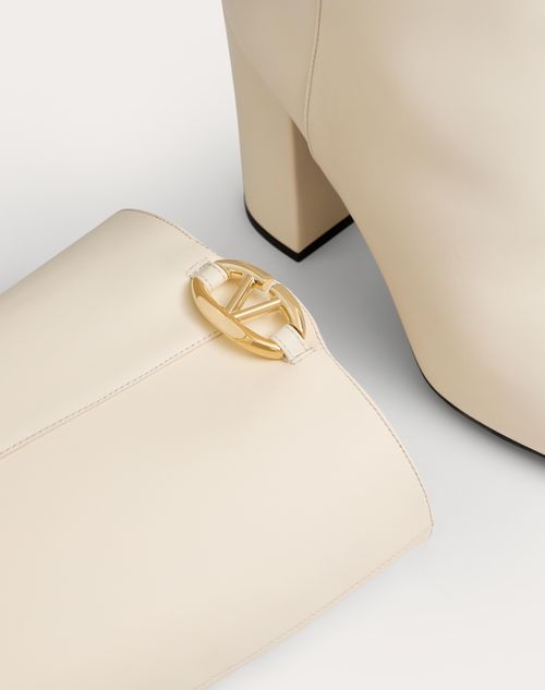 Valentino Garavani - Vlogo The Bold Edition Boot In Calfskin 100mm - Ivory - Woman - Boots