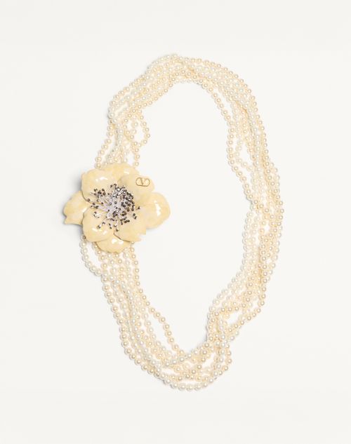 Valentino Garavani - Valentino Garavani Fleur Lumineuse Necklace In Metal, Enamel, Pearls And Fabric - Gold/cream - Man - New Arrivals