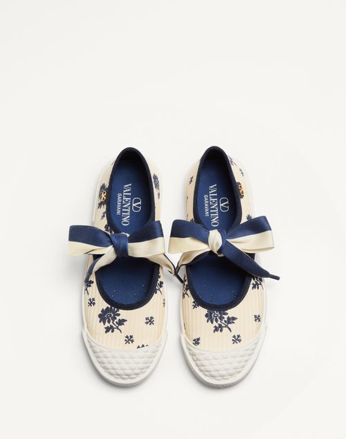  - Butter/blue