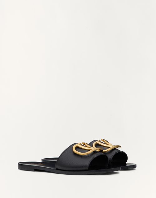 Valentino Garavani - Vlogo Signature Slide Sandal In Grainy Cowhide With Accessory - Black - Woman - Slides And Thongs