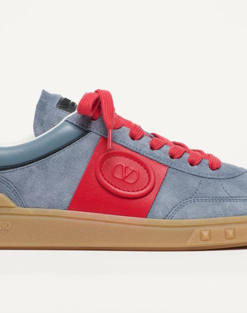 Valentino Garavani - UPVILLAGE LOW TOP SNEAKER IN SPLIT LEATHER AND CALFSKIN NAPPA LEATHER - Grey/coral/black - Man - Sneakers