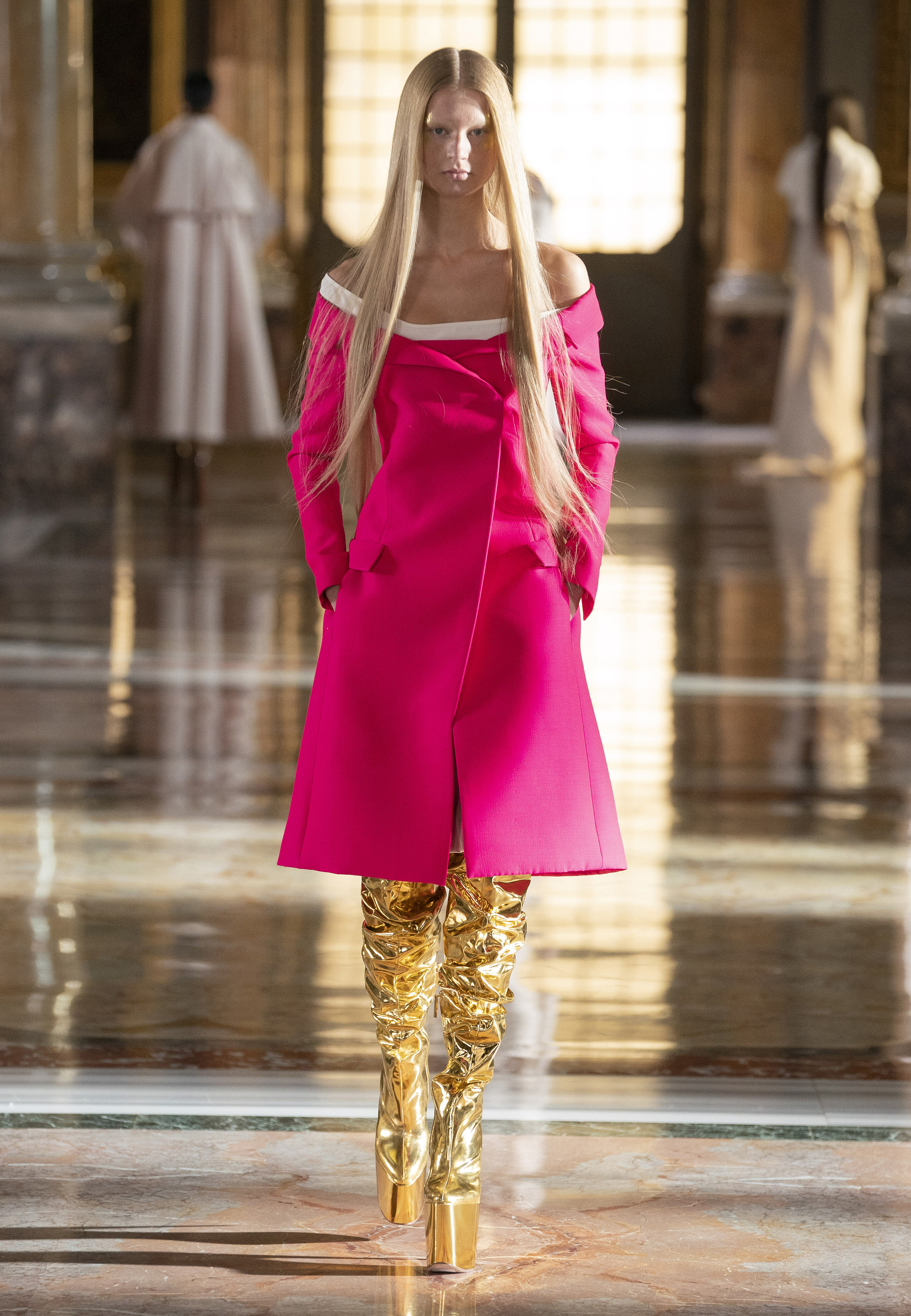 Valentino - Haute Couture Spring/Summer 2021 - Look 13