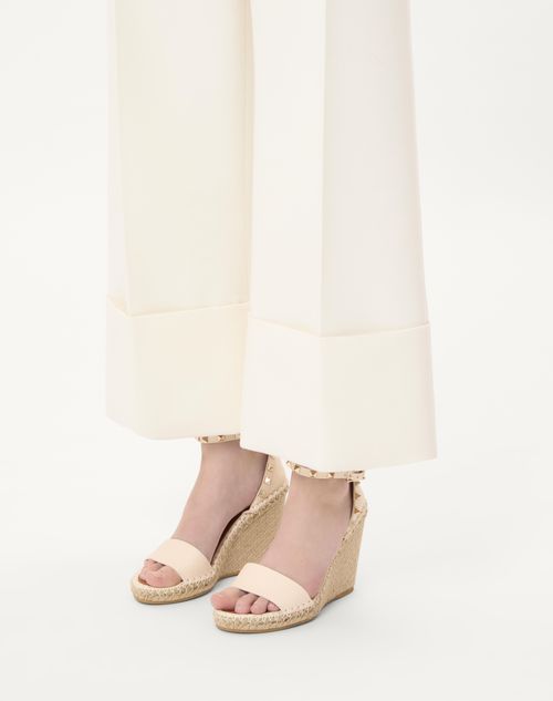 Valentino Garavani - Double Rockstud Grainy Calfskin Wedge Sandal 105 Mm - Ivory - Woman - Espadrilles And Wedges