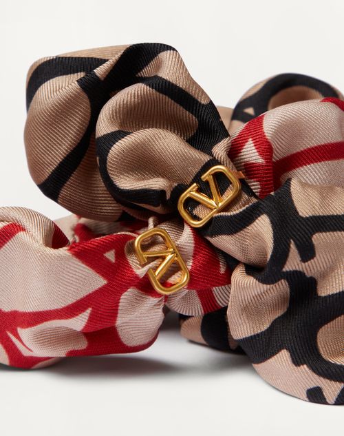 Valentino Garavani - Toile Iconographe Scrunchies Set In Silk With Vlogo Appliqué - Beige/black,beige/red - Woman - All About Logo