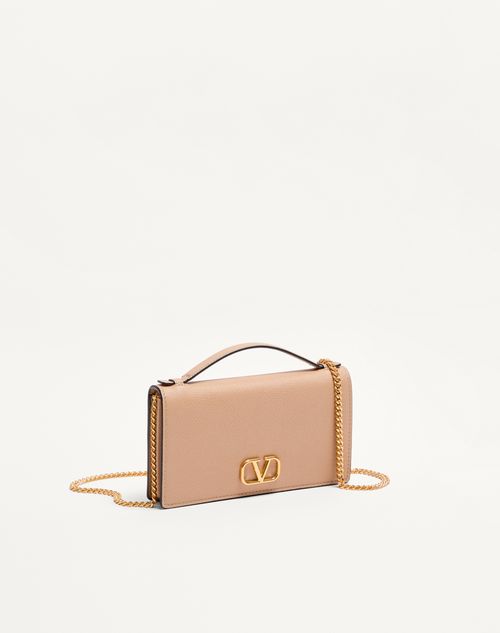 Valentino Garavani - Vlogo Signature Grainy Calfskin Wallet With Chain - Rose Sand - Woman - Wallets & Cardcases - Accessories