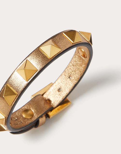 Valentino Garavani - Valentino Garavani Rockstud Leather Bracelet - Antique Brass - Woman - Jewelry